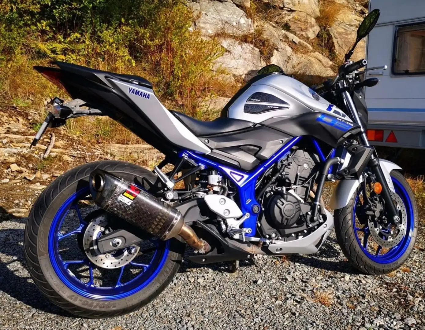 Yamaha MT-03 Silver - 1