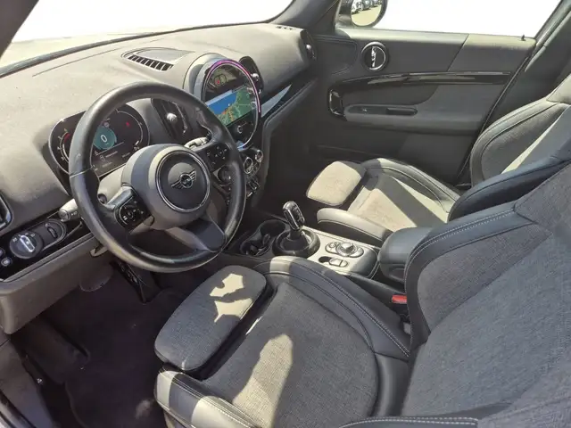 Mini Cooper Cooper view 6