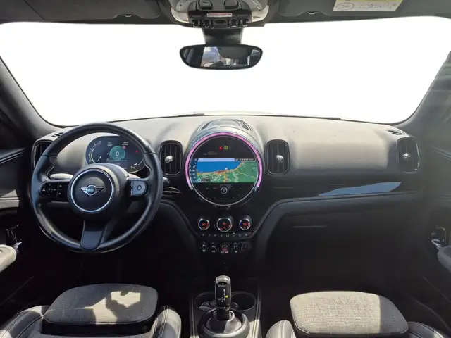 Mini Cooper Cooper view 8