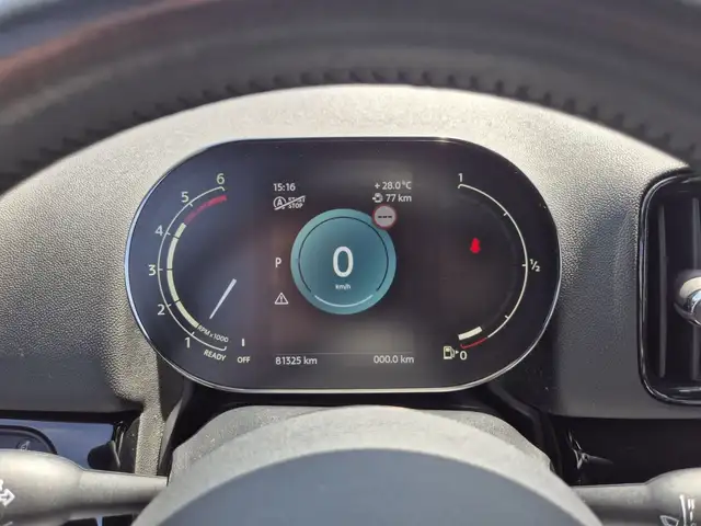 Mini Cooper Cooper view 14