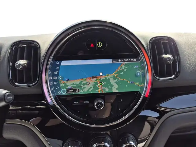 Mini Cooper Cooper view 11