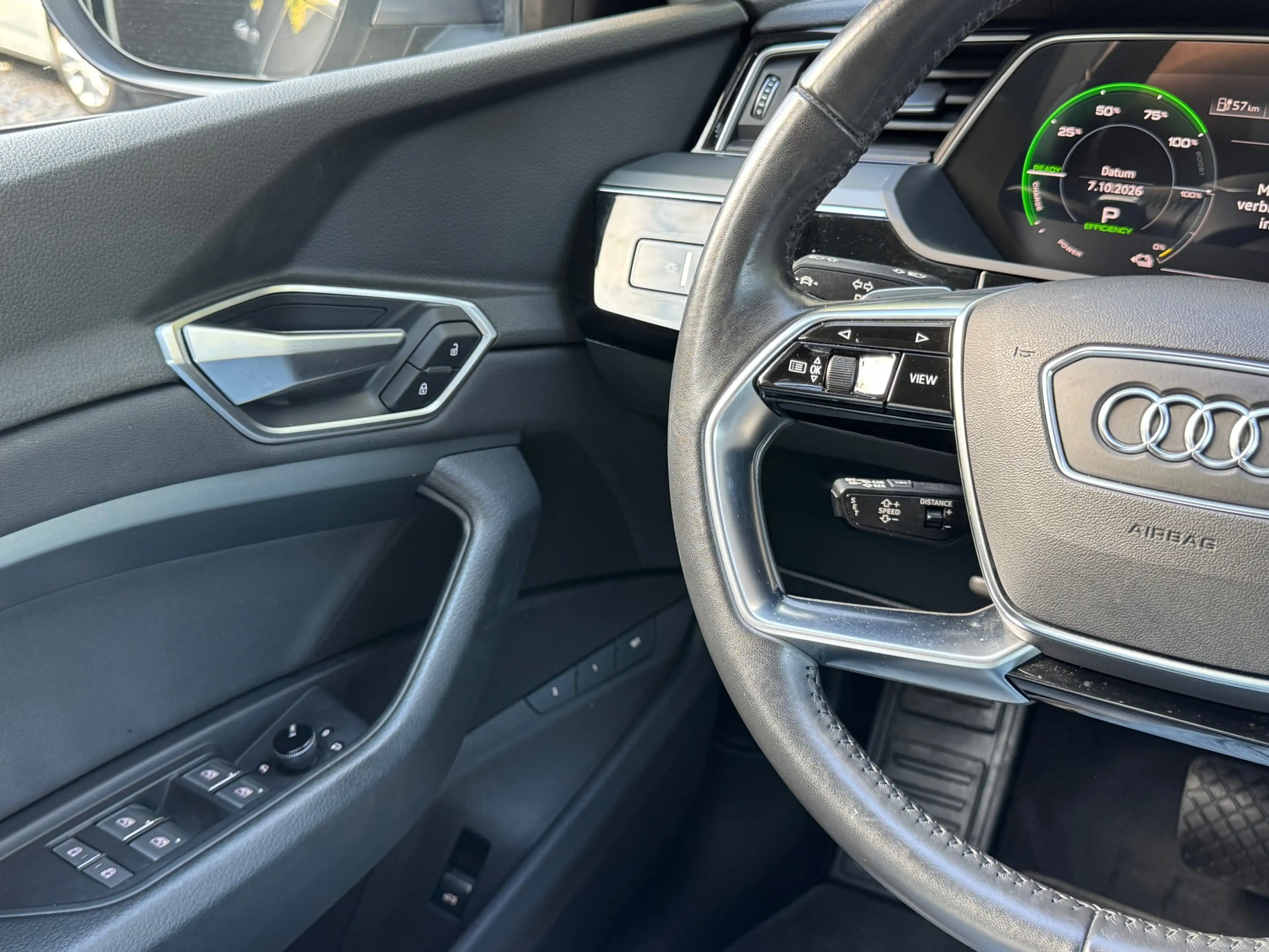Audi e-tron E-tron 55 quattro advanced 95 kWh DealerOH Nieuwst — photo 22