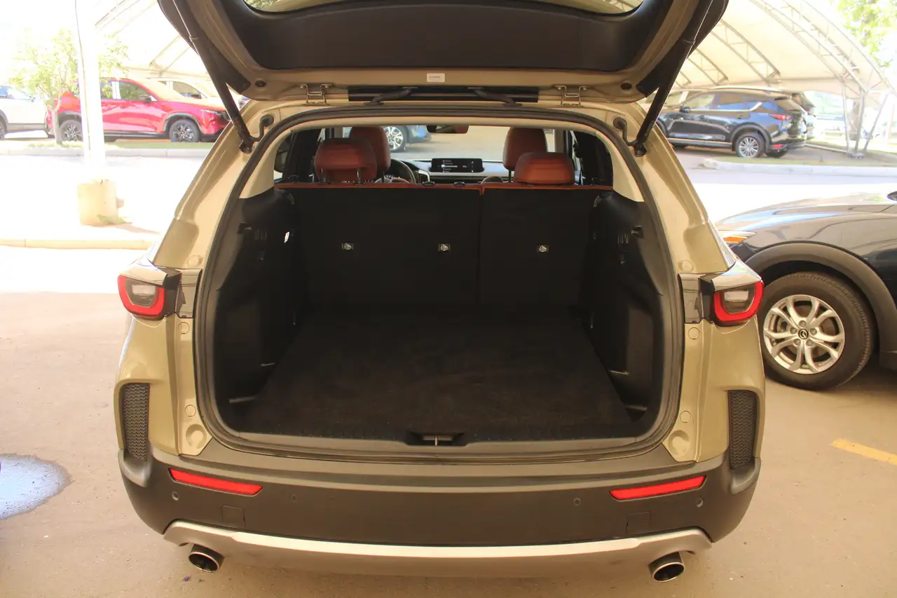 Mazda CX-50 снимка Mazda CX-50