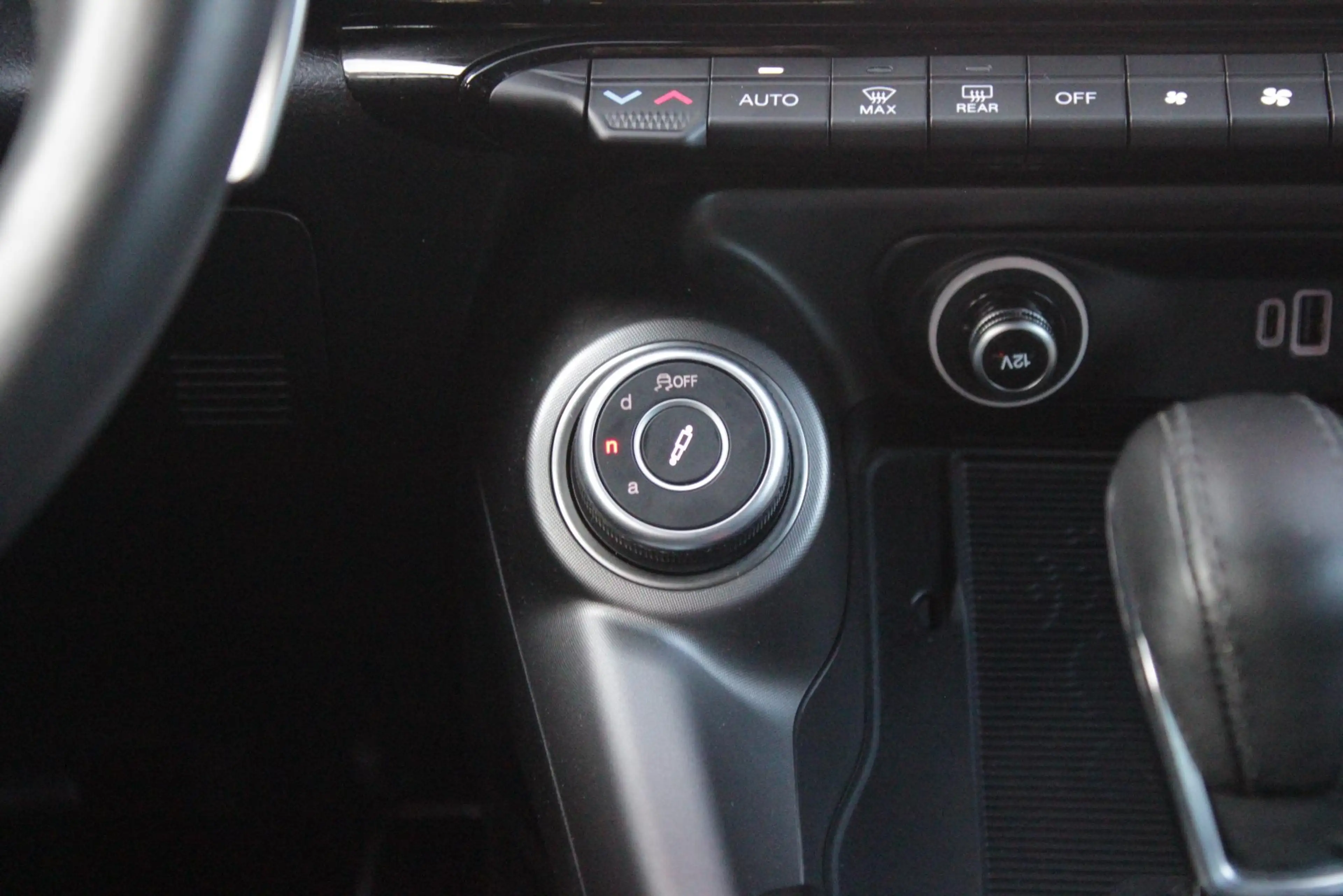 Alfa Romeo Tonale 1.5T 160PK Hybrid Veloce TECHNOLOGY PACK: PARKEERW — photo 43