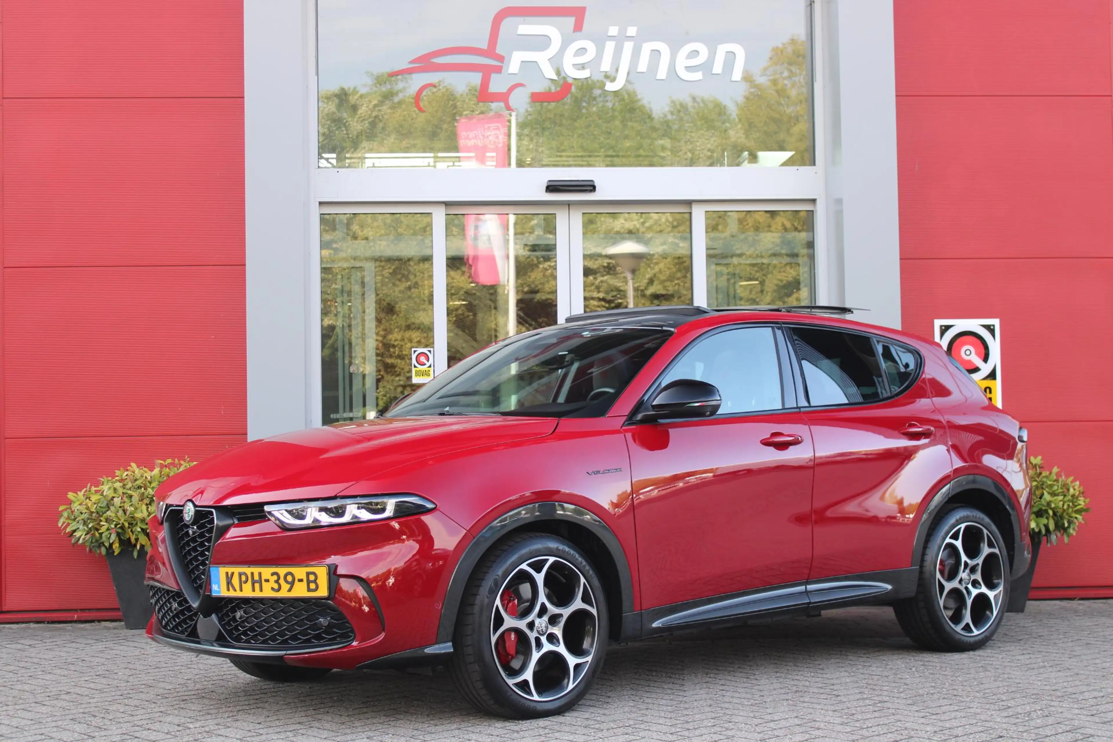 Alfa Romeo Tonale 1.5T 160PK Hybrid Veloce TECHNOLOGY PACK: PARKEERW