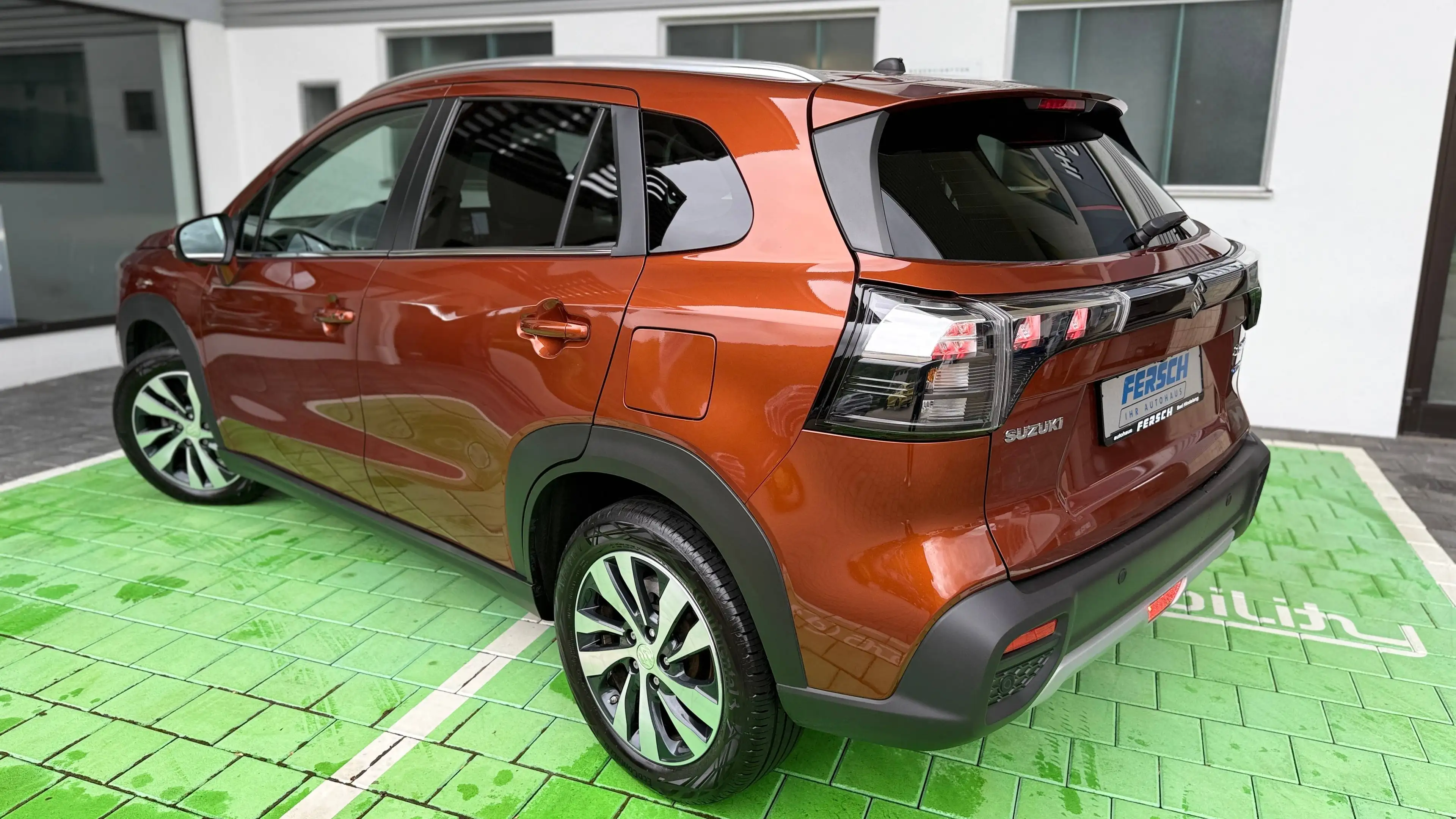 Suzuki SX4 S-Cross SX4 S-Cross 1.4 Boosterjet Hybrid Allgrip Comfort mit Schiebedach, Navi, Freisprecheinrichtung uvm... — photo 2