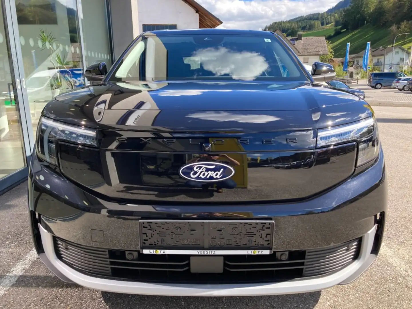 Ford Explorer RWD 77kWh Extended Range Schwarz - 2