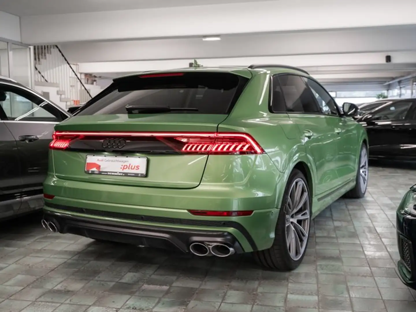 Audi SQ8 Competition Plus LM23 HD Matrix Pano B&O Carbon... Verde - 2