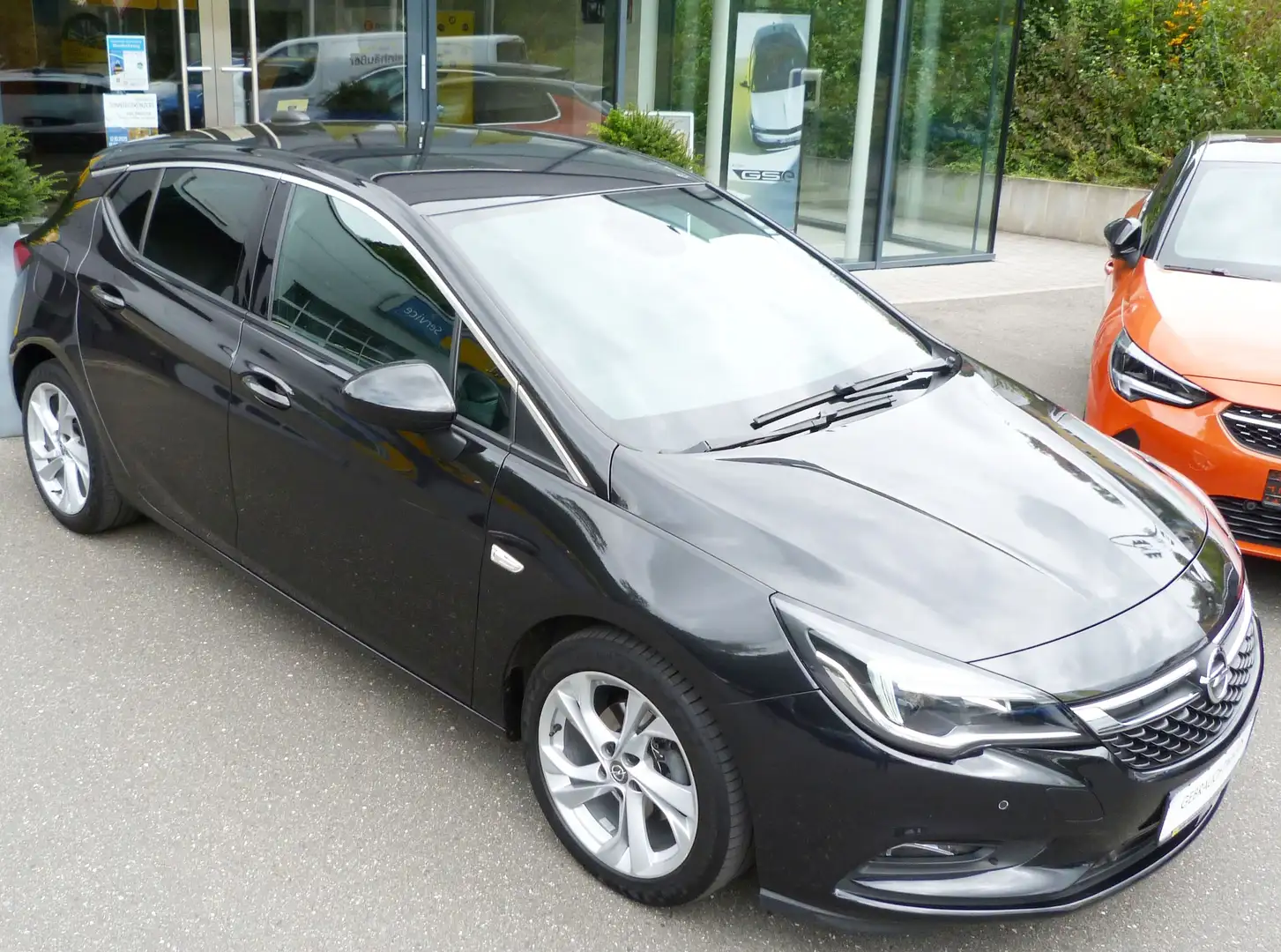 Opel Astra 1.4 Turbo Dynamic - Kamera Parkpilot Sitzheizung Schwarz - 2