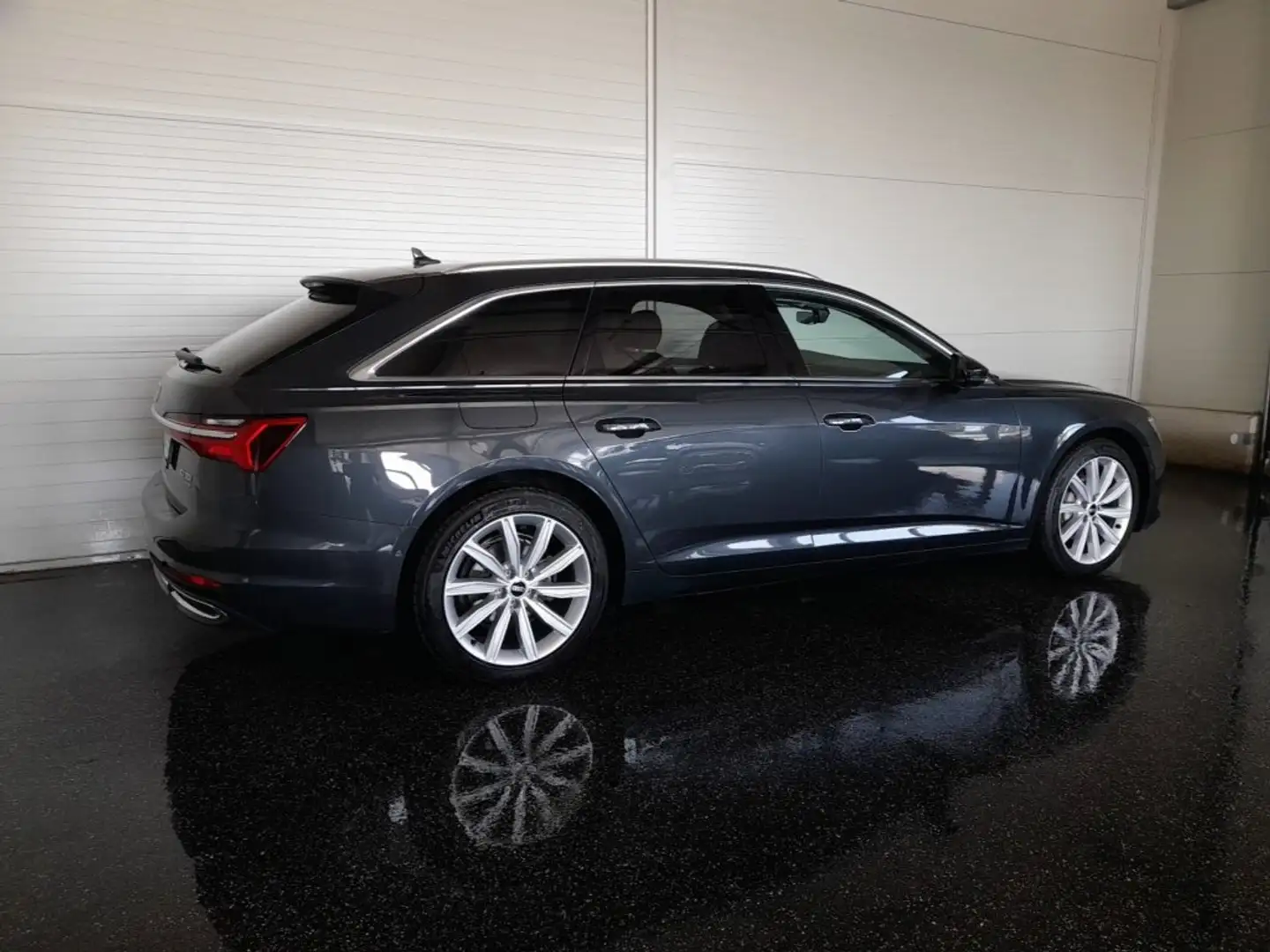 Audi A6 Avant SPORT QUATTRO 40 TDI s-tr *LEDER MIT MEMORY / 19 ZOLL / VIRTUELL PLUS / VOLL-LED MIT FLA / NAVI / ASS PAKET TOUR* Grau - 2