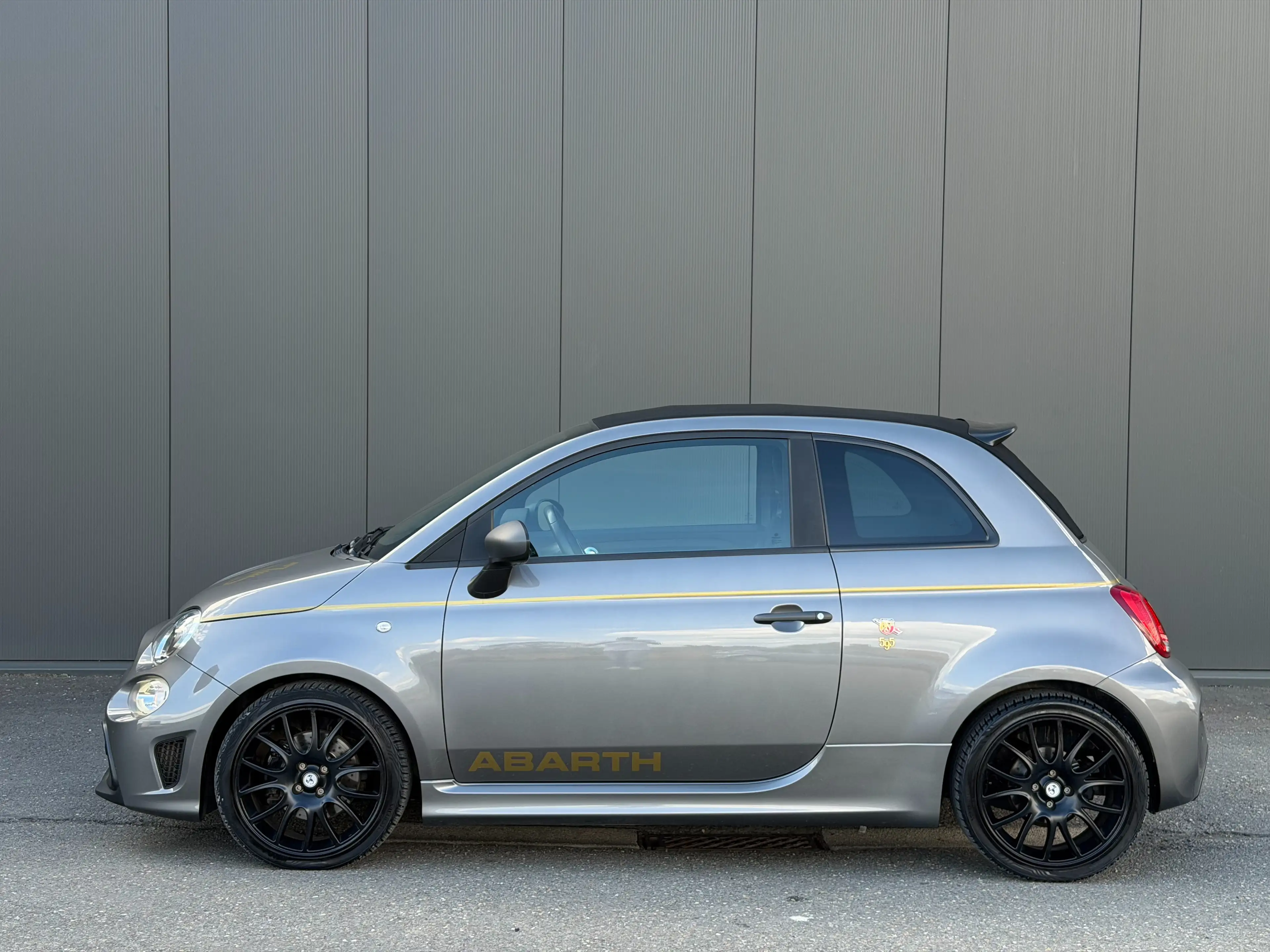 Abarth 595C 1.4T 165cv - Scorpioneoro Edition 1 of 2000 - Beats — photo 5