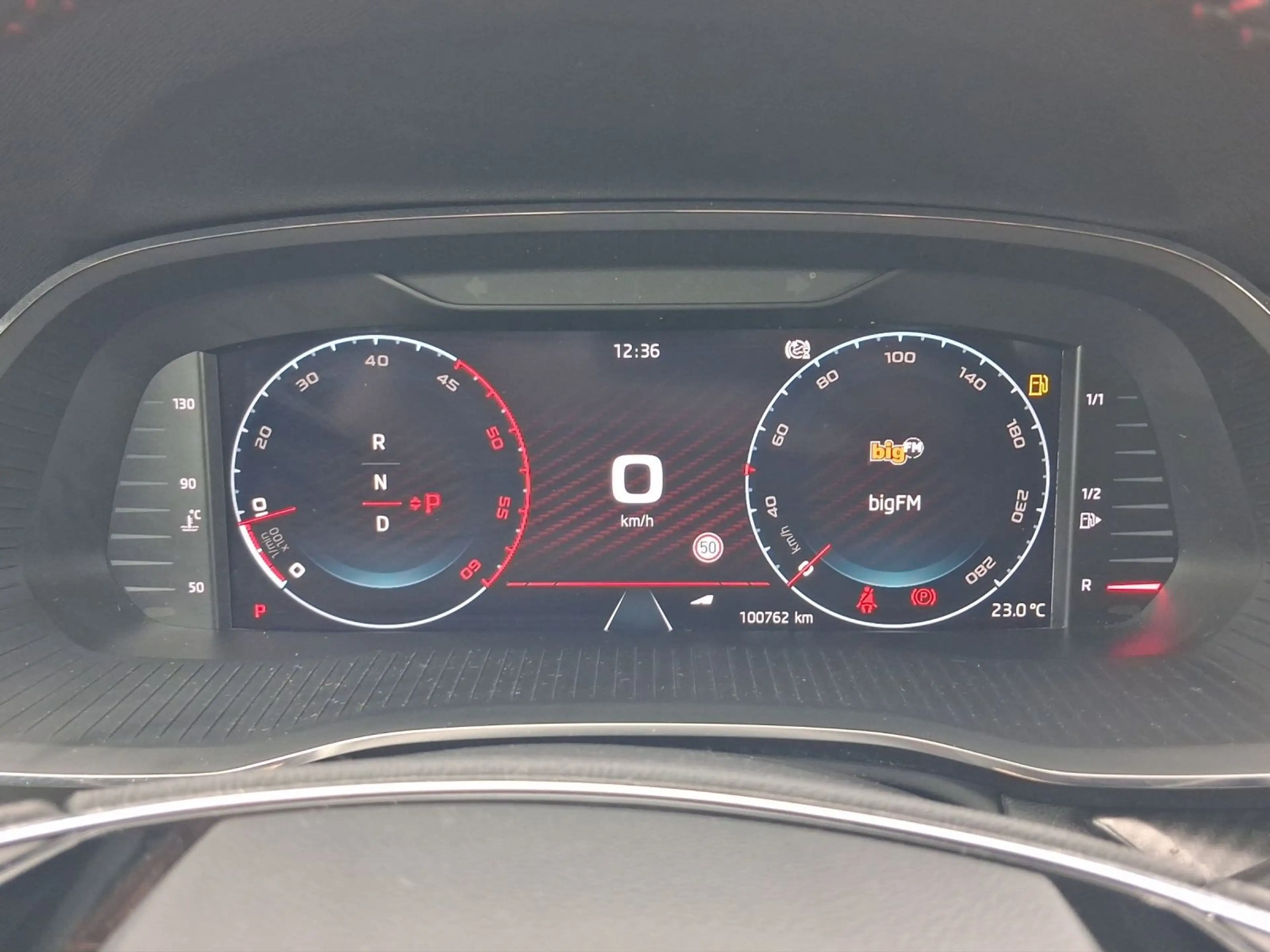 Skoda Octavia Combi 2.0 TDI DSG RS PLUS MATRIX PDC+HuD — photo 10