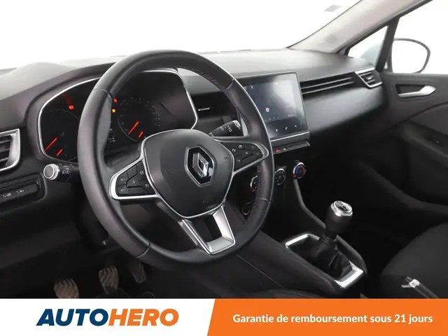 Renault Clio view 11