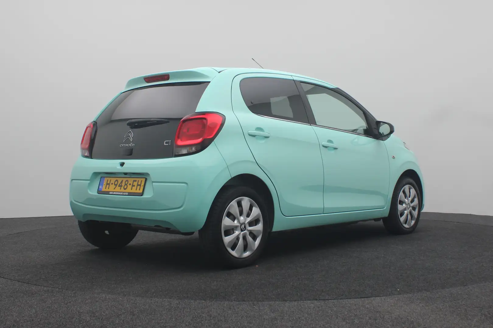 Citroen C1 1.0 VTi Feel | Achterbank in delen neerklapbaar | Green - 2