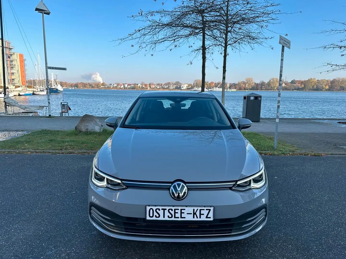 Volkswagen Golf VIII Lim. Active, LED-Plus, Keyless, Kamera Grau - 2