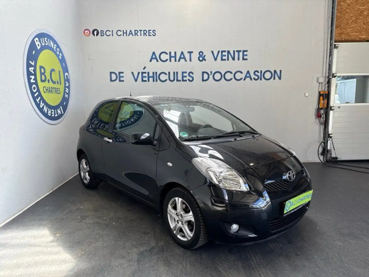 Toyota Yaris 100 VVT-I CONFORT PACK 3P Nero - 2