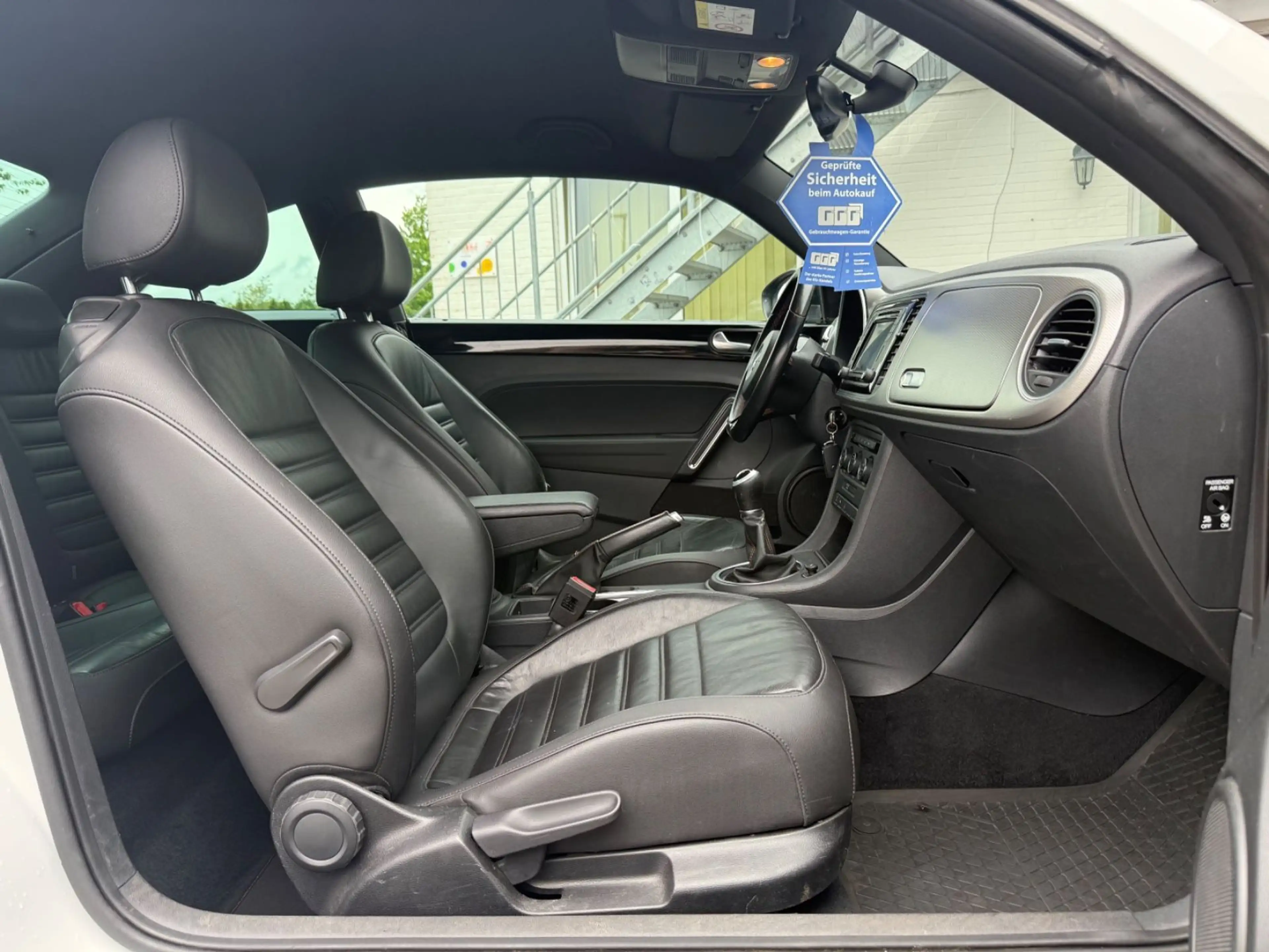 Volkswagen Beetle 2.0 TDI Club (NAVI-Leder-Tempomat) — photo 13