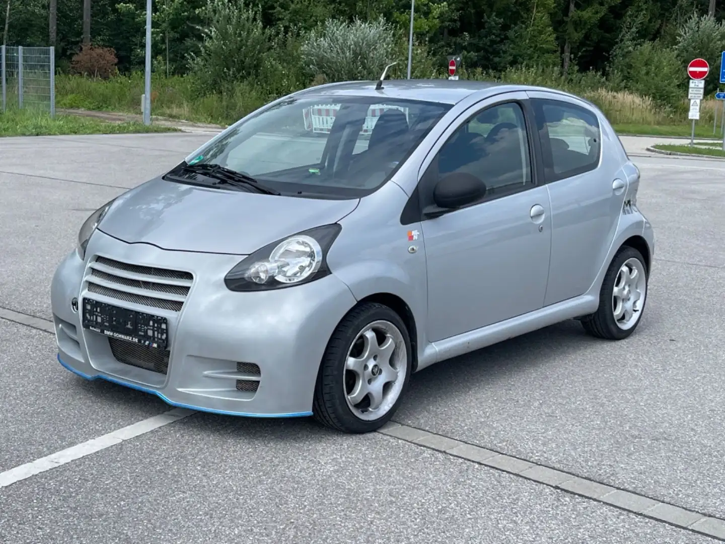 Toyota Aygo 1,0 SPORT.. Silber - 1