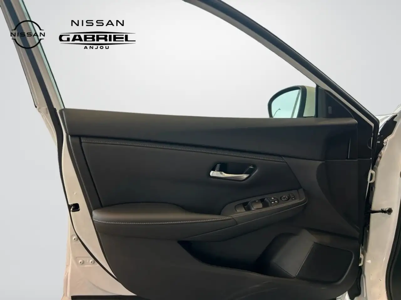 Nissan Sentra fotografie Nissan Sentra