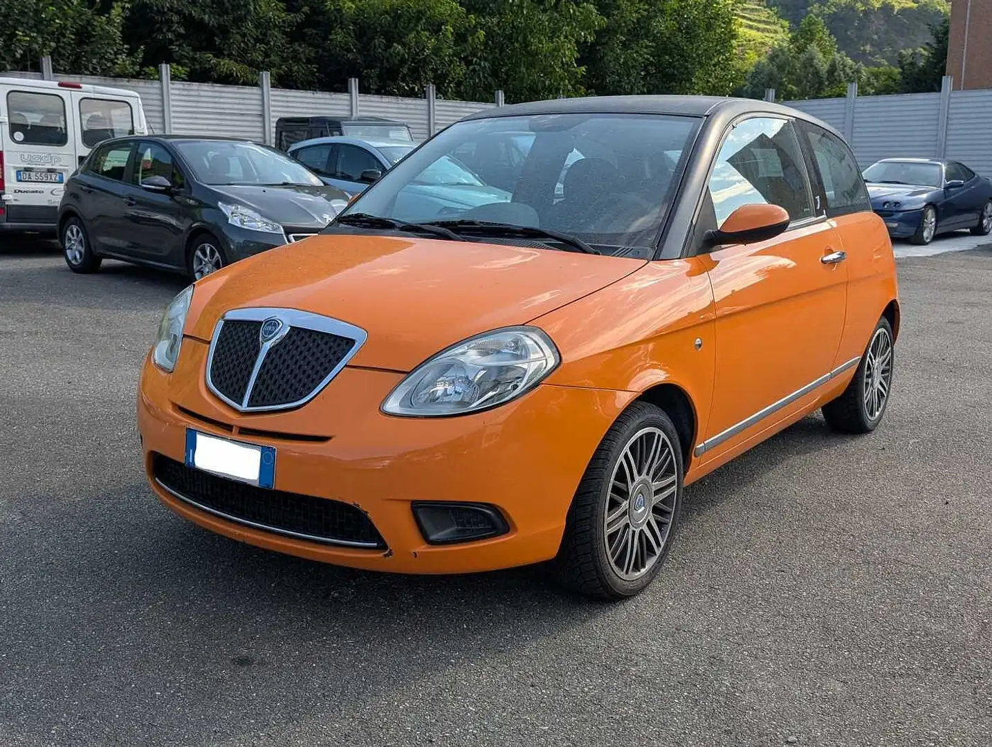 Lancia Ypsilon 1.2 Momo Design Arancione - 1