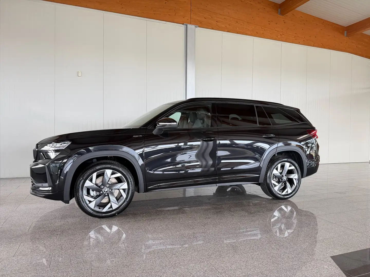 Skoda Kodiaq 2.0 TDI 110 kW Sportline Schwarz - 1