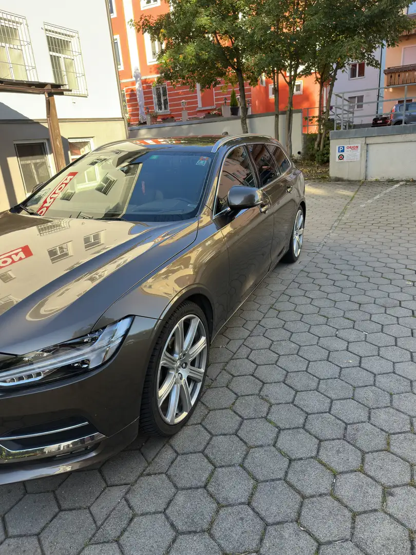 Volvo V90 D4 AWD Geartronic Momentum Tüv neu bis 10.2027 - 2