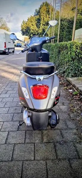 Vespa 50 - foto 3
