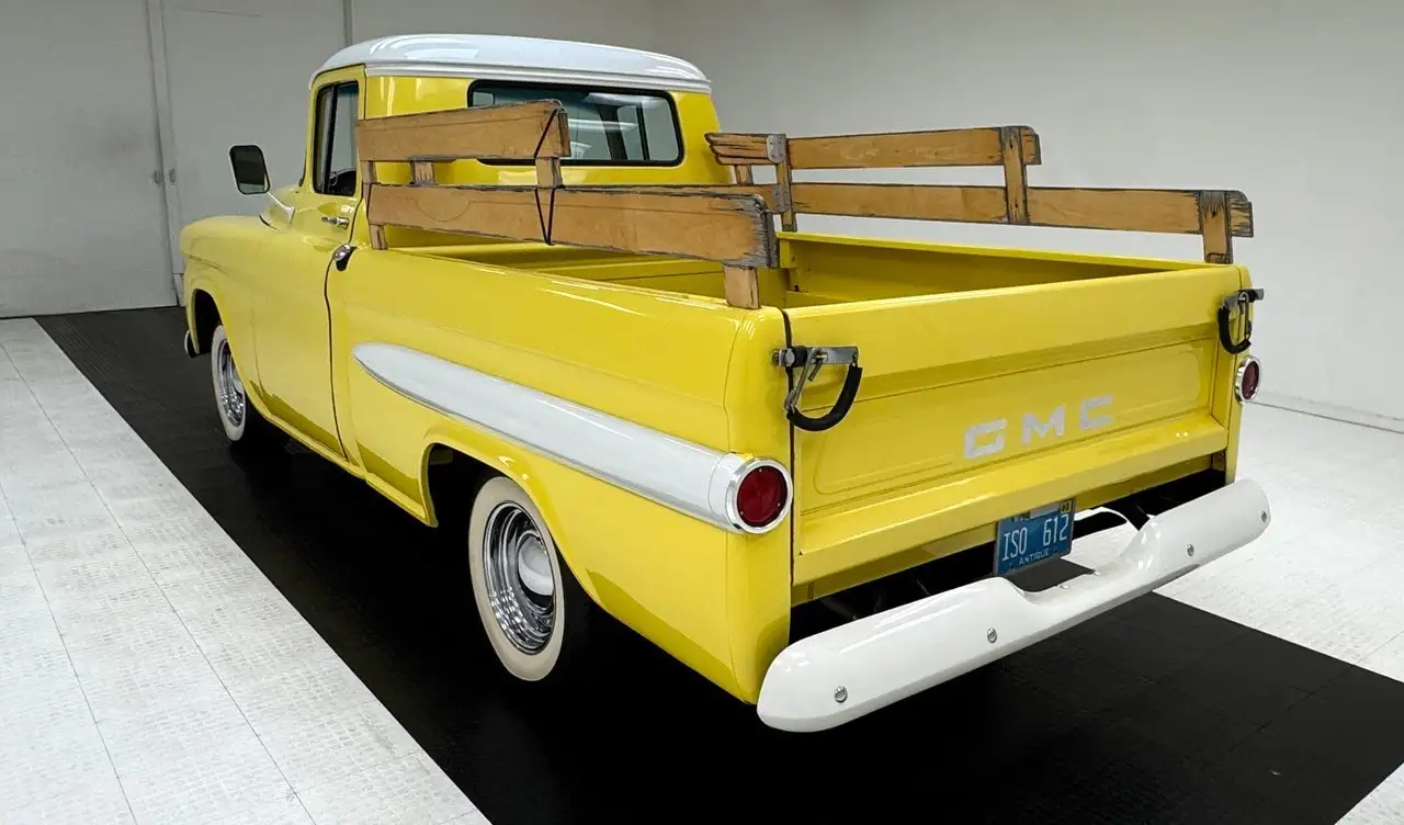 GMC Fleetside Short Bed Pickup, foto 3
