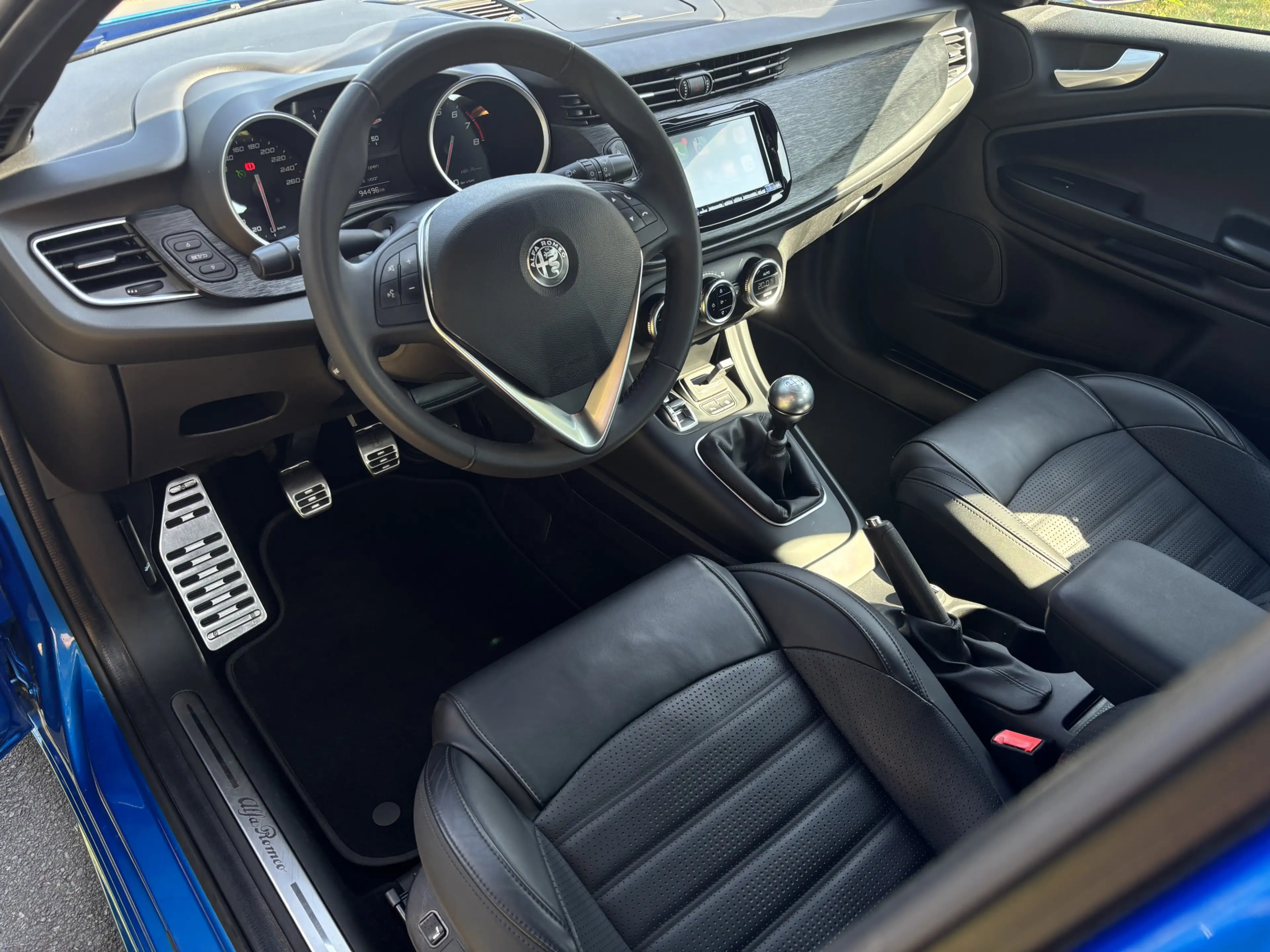 Alfa Romeo Giulietta 1.4 MultiAir 150PK Sport | Misano Blue | 19 inch | — photo 4