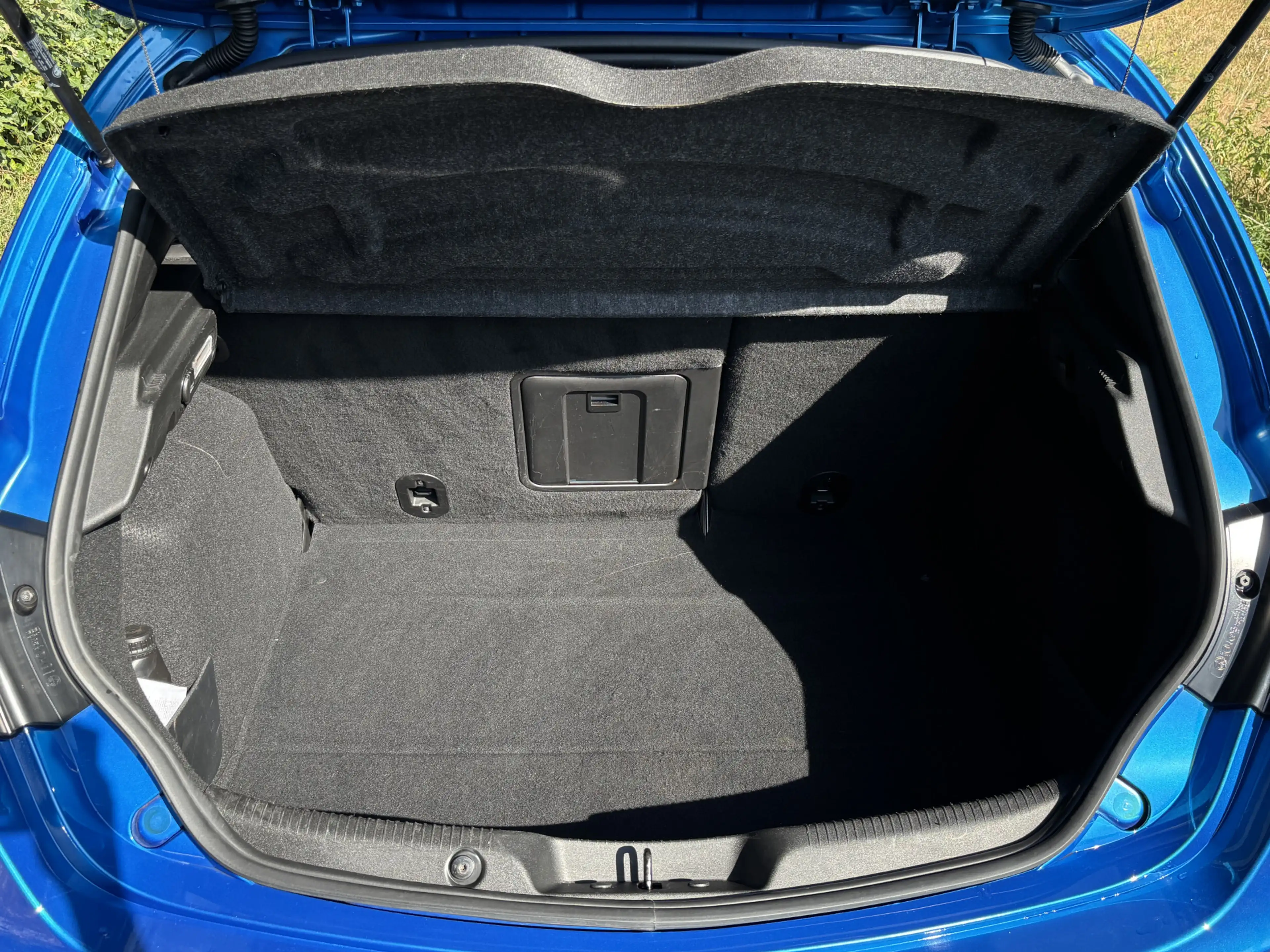 Alfa Romeo Giulietta 1.4 MultiAir 150PK Sport | Misano Blue | 19 inch | — photo 47