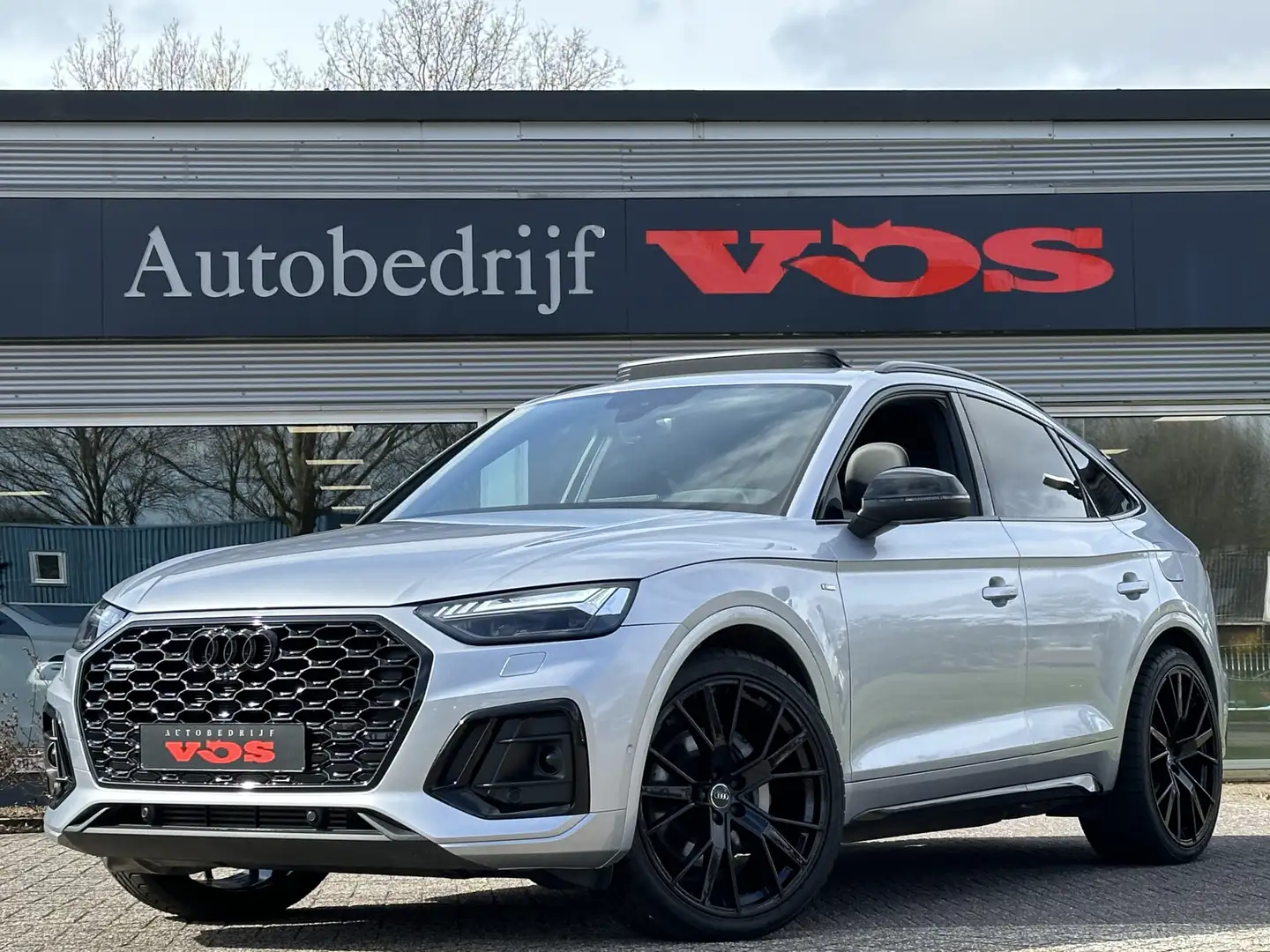Audi Q5 Sportback 55 TFSI e S-Line | Luchtvering | HUD | M Grijs - 1