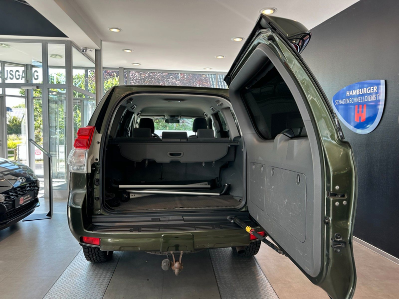 Toyota Land Cruiser Basis — photo 7