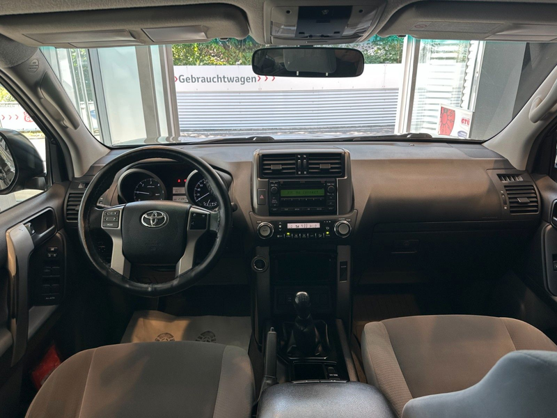 Toyota Land Cruiser Basis — photo 8