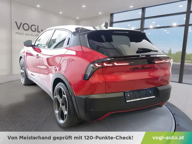 Alfa Romeo Junior VELOCE Elettrica 280 BEV Ansicht 3