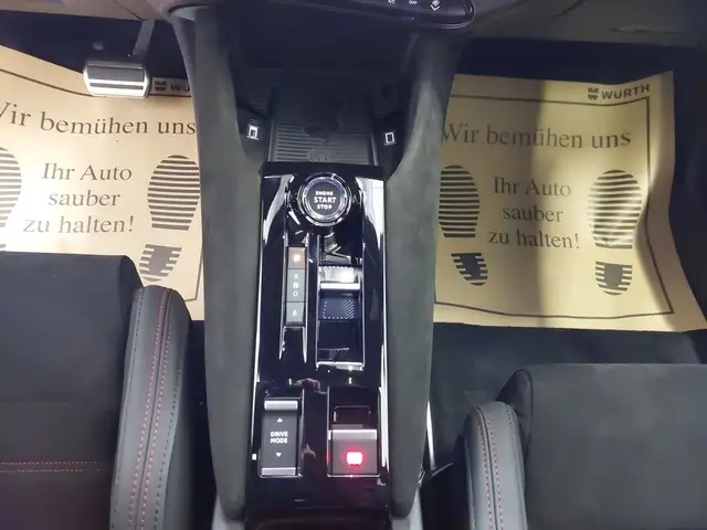 Alfa Romeo Junior VELOCE Elettrica 280 BEV Ansicht 8