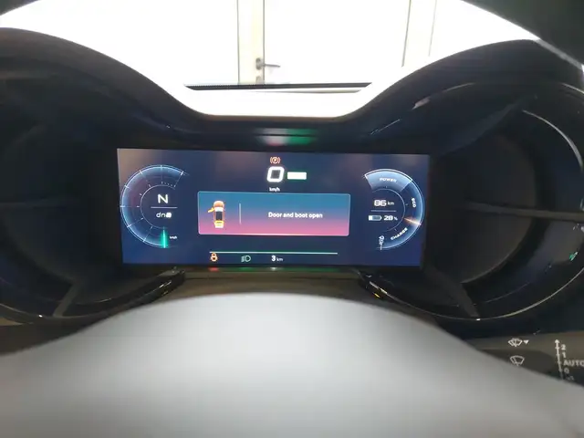 Alfa Romeo Junior VELOCE Elettrica 280 BEV Ansicht 14