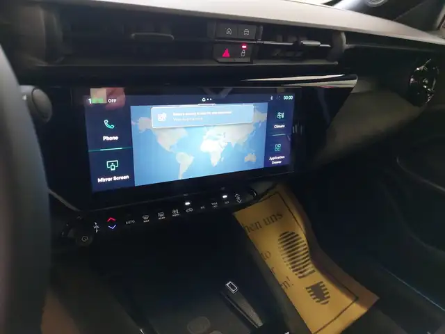 Alfa Romeo Junior VELOCE Elettrica 280 BEV Ansicht 9