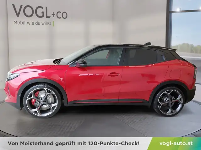 Alfa Romeo Junior VELOCE Elettrica 280 BEV Ansicht 2