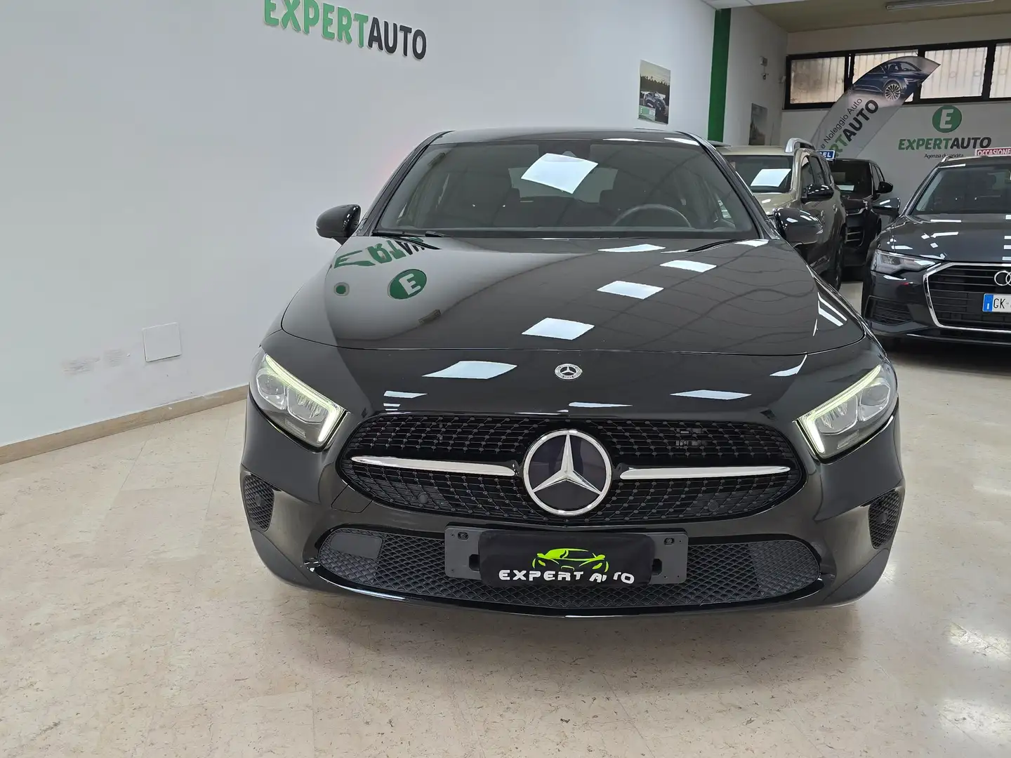 Mercedes-Benz A 250 A 250 e phev (eq-power) Premium Plus edition AMG Nero - 2