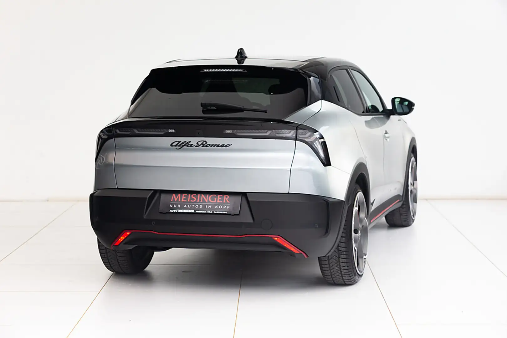 Alfa Romeo Junior Elettrica 280 Batterie 54kWh Veloce Grau - 2