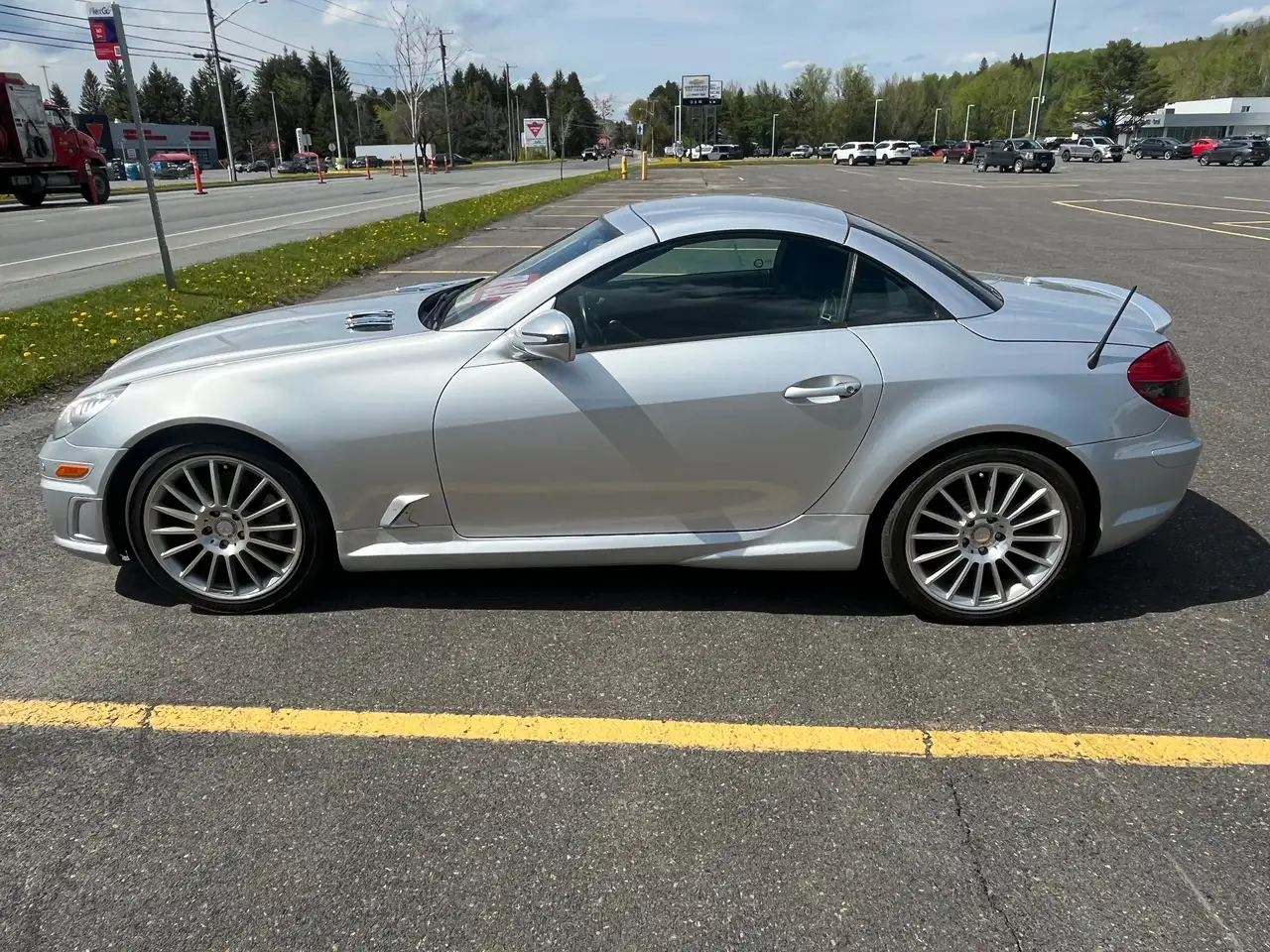Mercedes-Benz SLK снимка Mercedes-Benz SLK