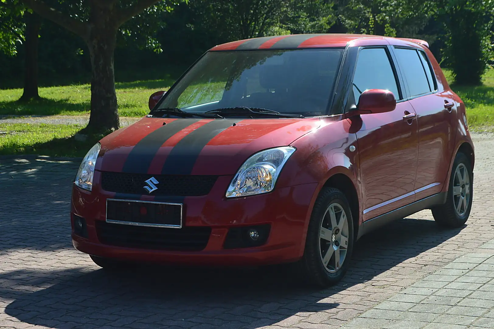 Suzuki Swift 1,3 GL-A 4WD Special Rot - 2