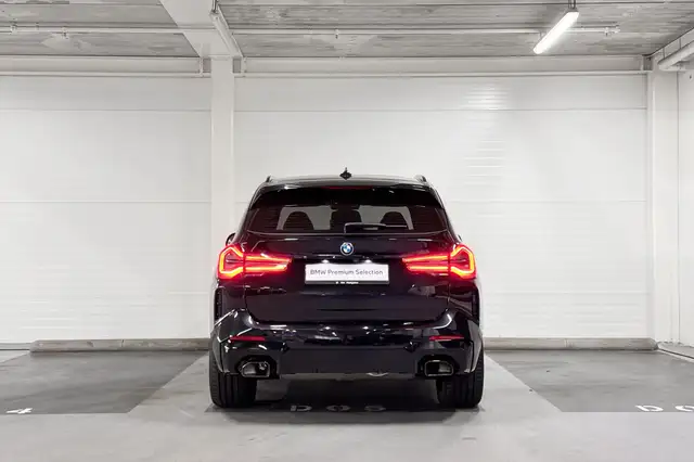 BMW X3 view 7