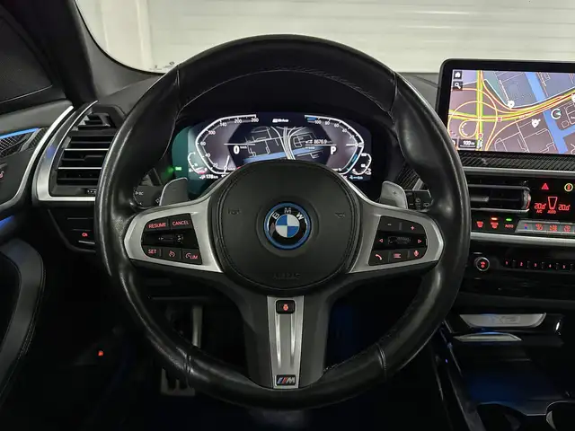 BMW X3 view 12