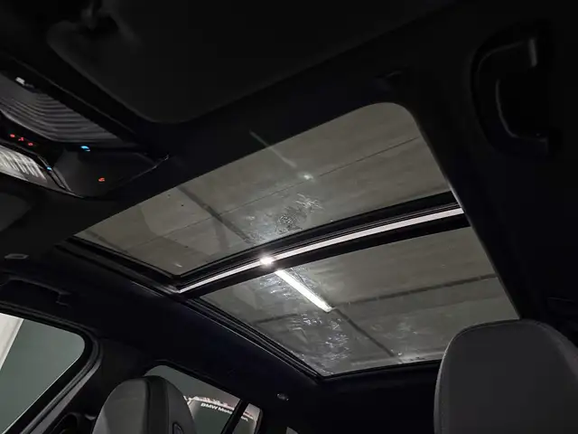 BMW X3 view 10