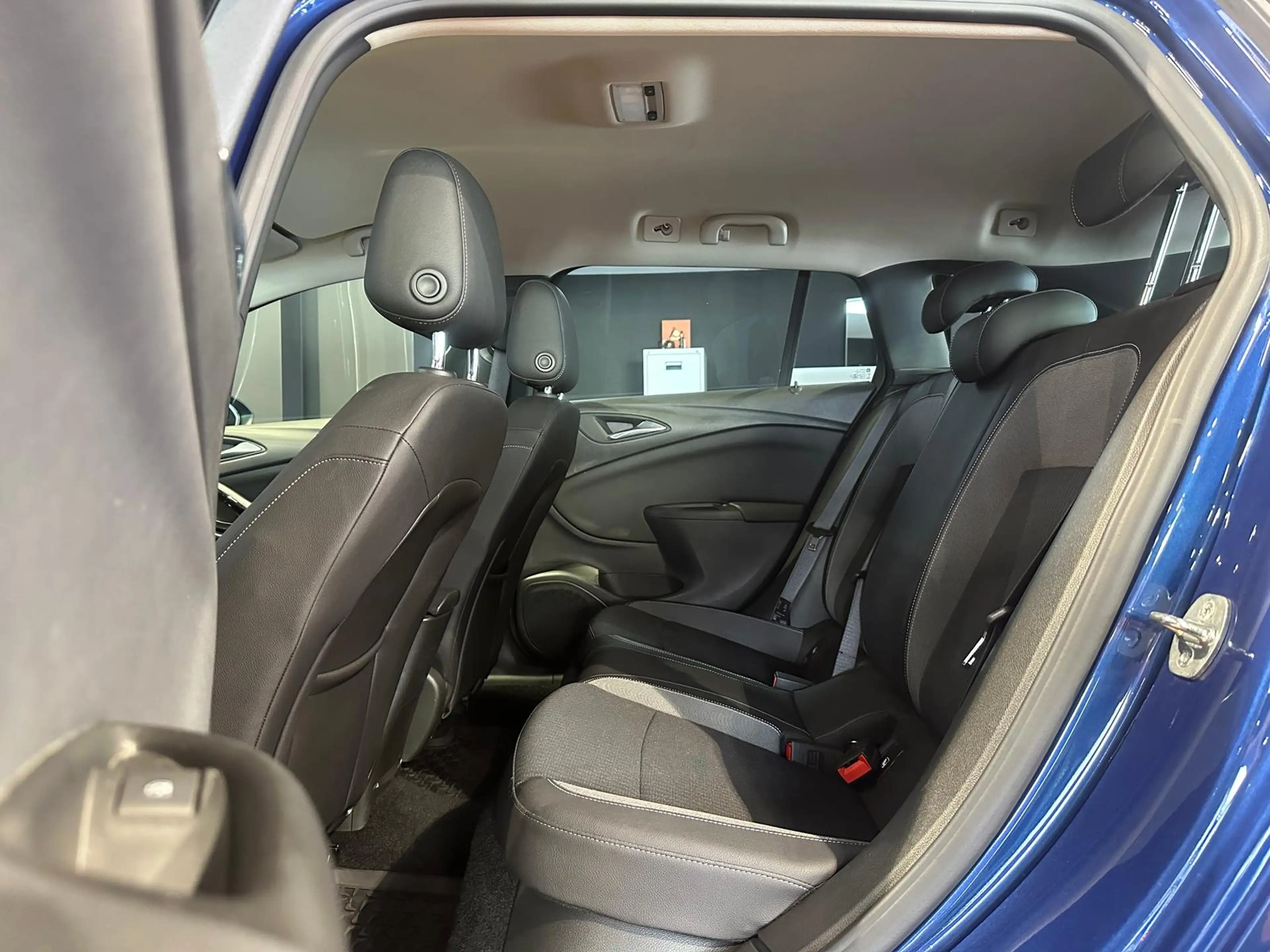 Opel Astra ST ELEGANCE LEDER NAVI KAMERA WINTER-PAKET LED CRU — photo 12