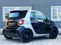 smart forTwo Cabrio /KAMERA/TEMPOMAT/SITZ-H/NAVI/JBL Zwart - thumbnail 4