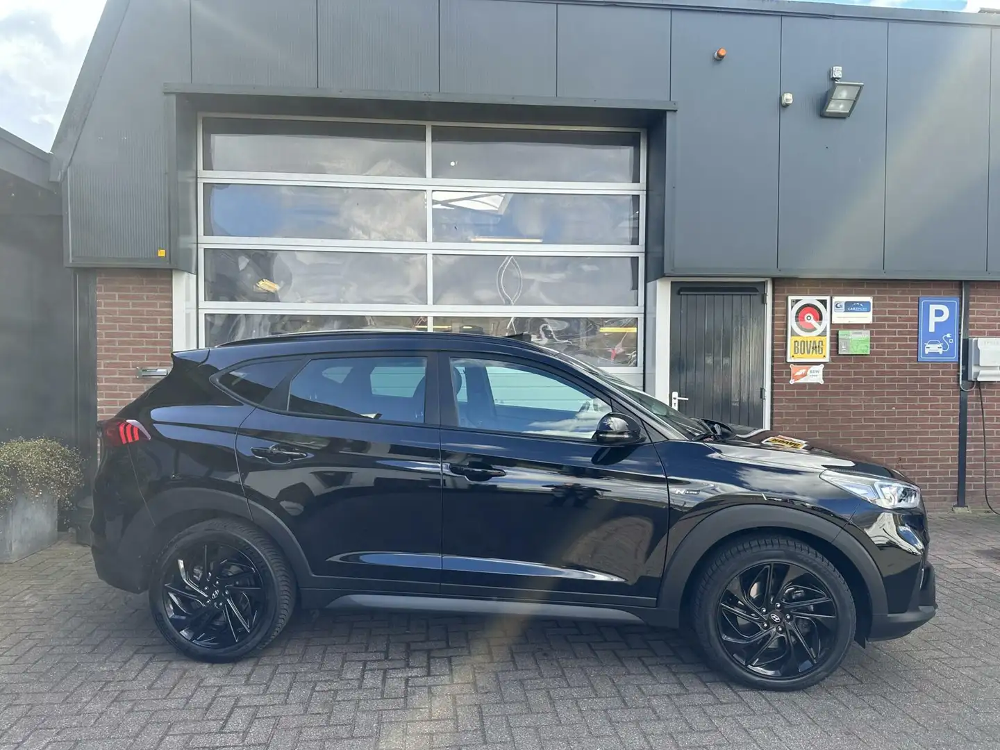Hyundai TUCSON 1.6 T-GDI N-Line CARPLAY/PANO *ALL-IN PRIJS* Zwart - 2