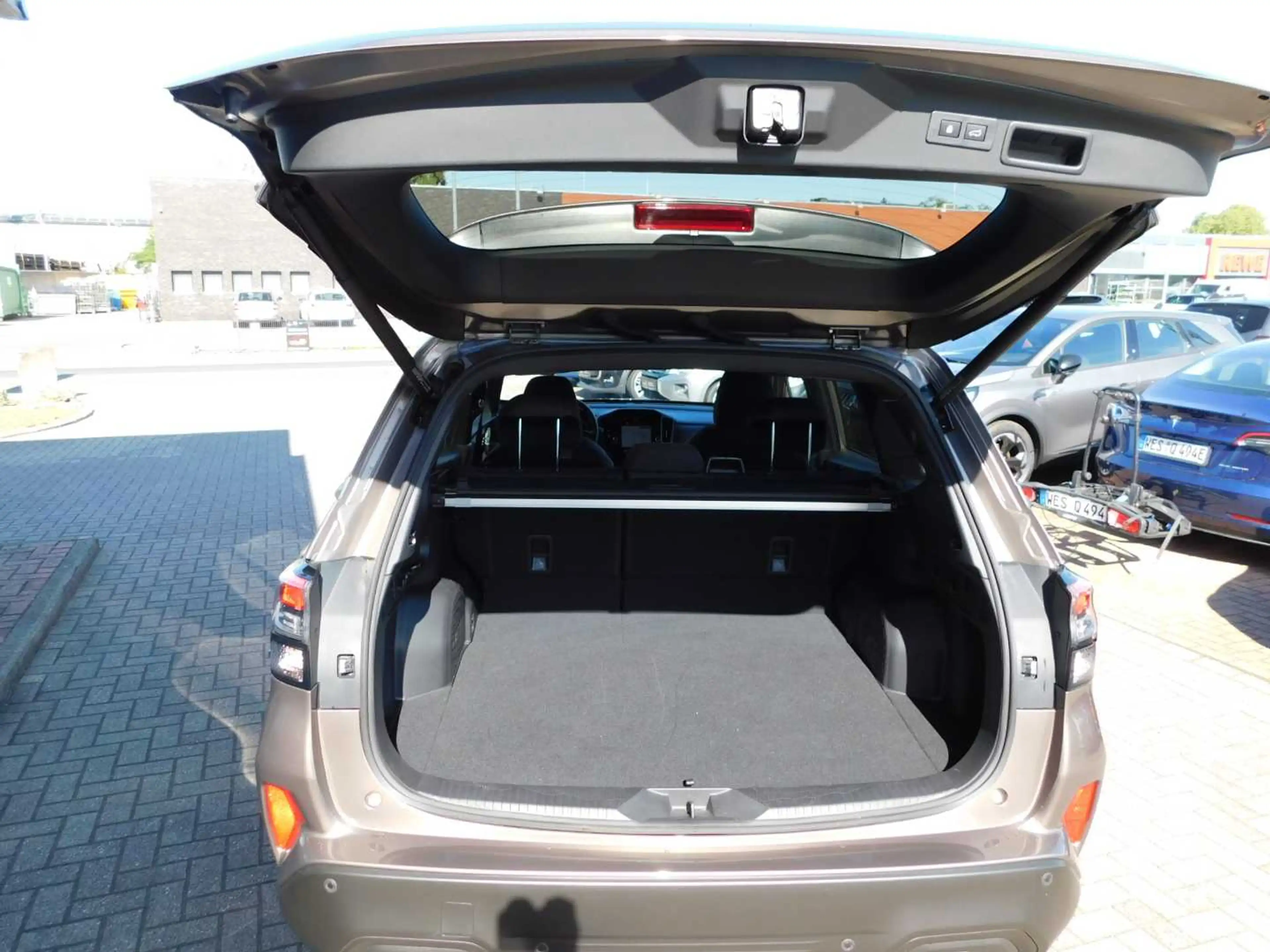 Subaru Forester 2,0ie e-Boxer Exclusive — photo 13