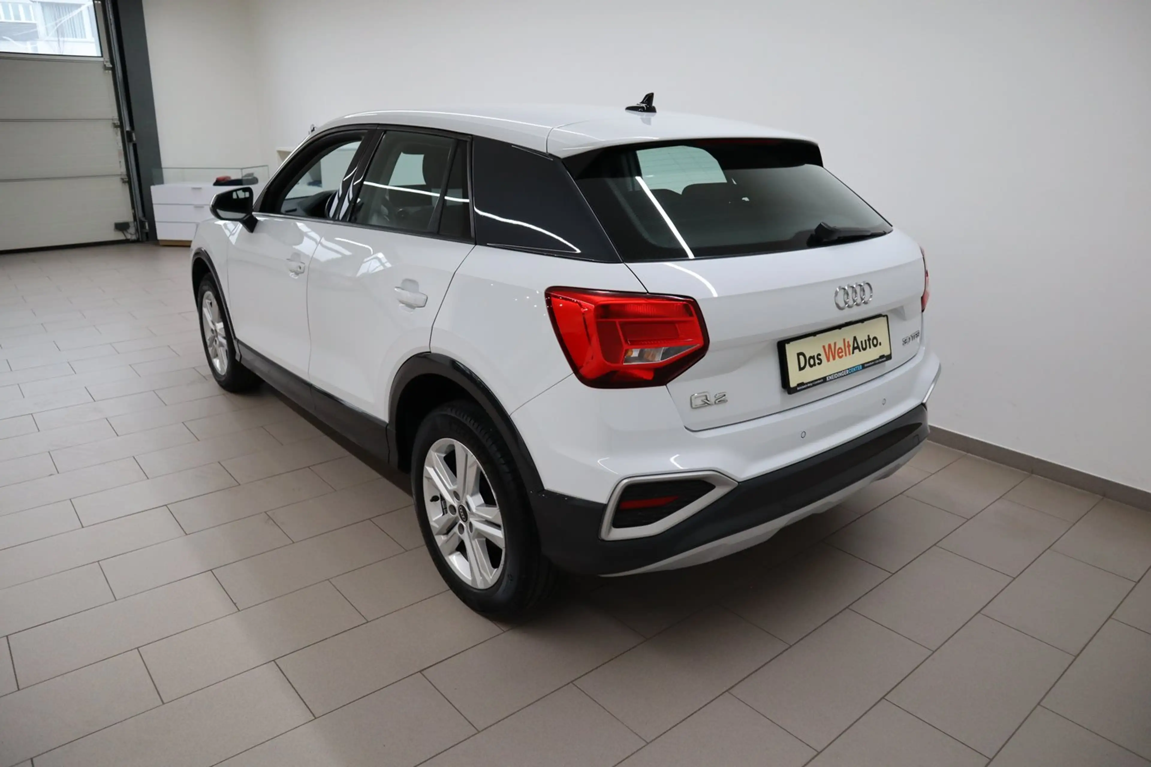Audi Q2 30 TFSI intense — photo 6